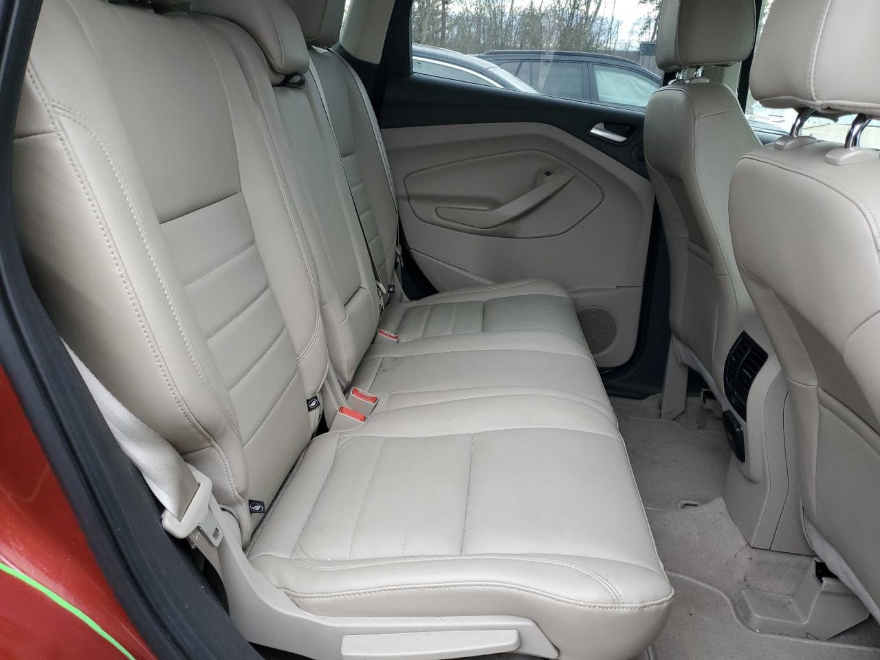 2015 Ford Escape - Image 11