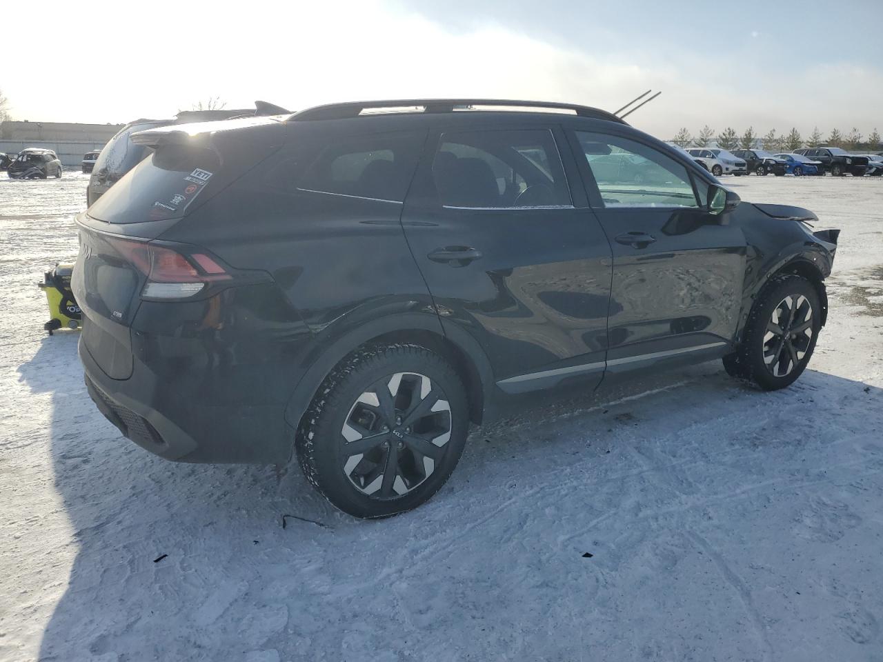 2023 Kia Sportage - Image 3