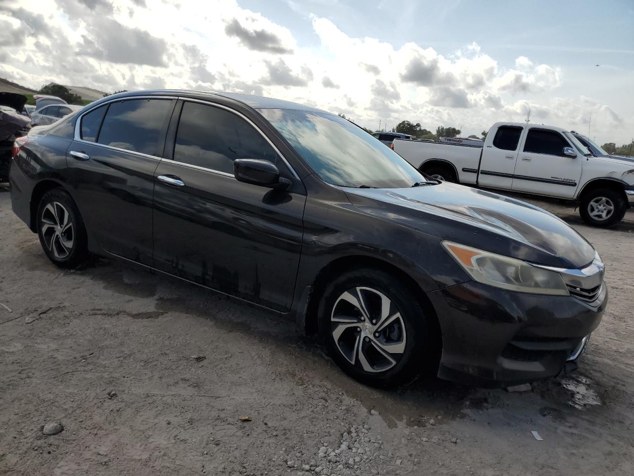 2016 Honda Accord - Image 4