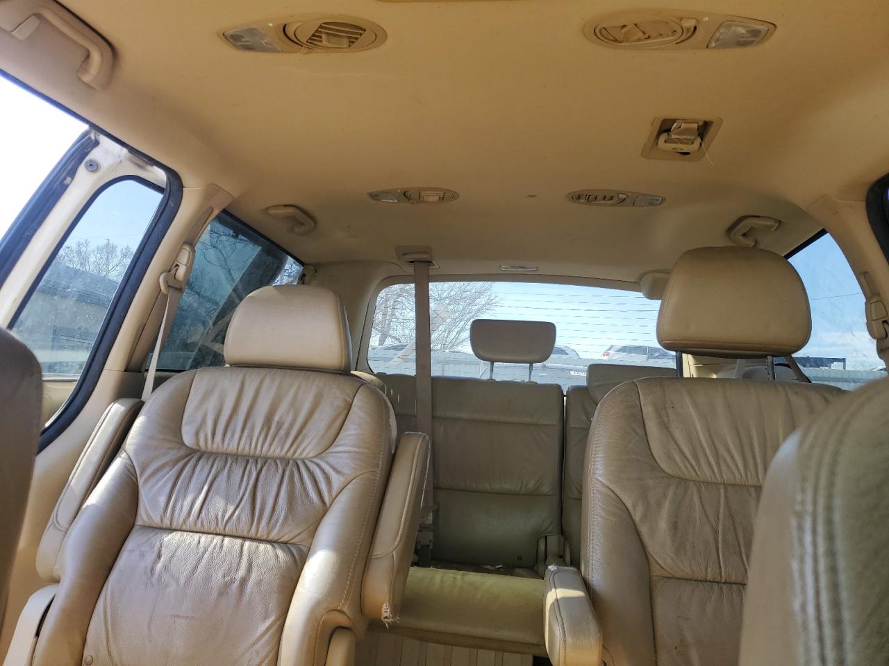 2010 Honda Odyssey - Image 10