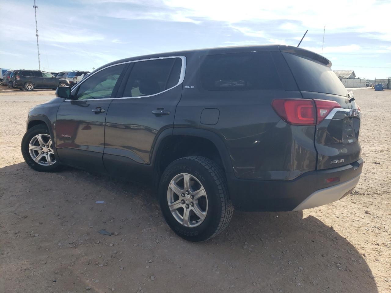 2019 GMC Acadia - Image 2