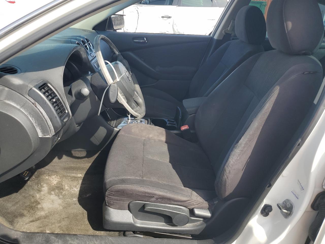 2011 Nissan Altima - Image 7