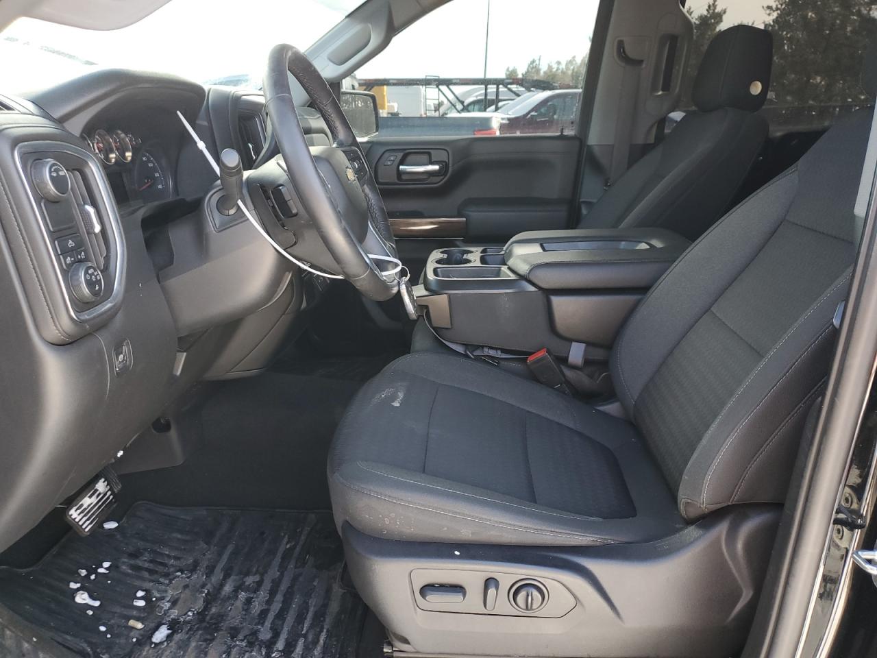 2022 Chevrolet Silverado - Image 7