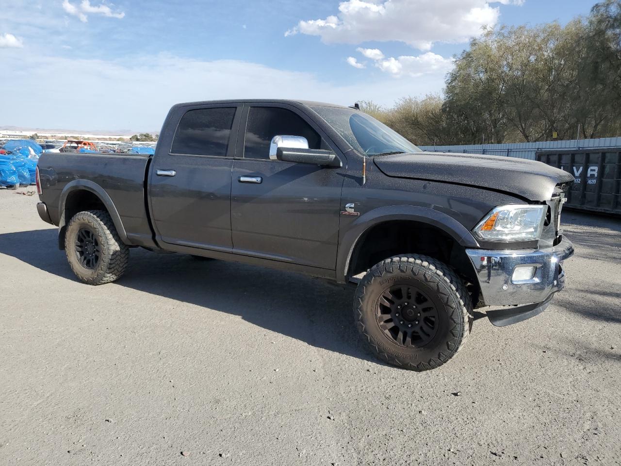 2017 RAM 2500 - Image 4
