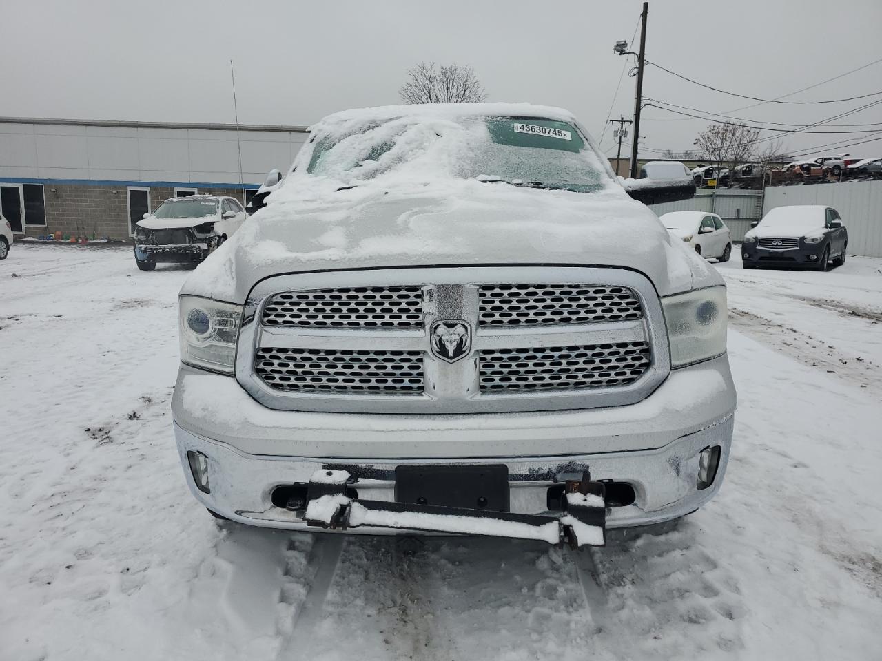 2016 RAM 1500 - Image 5