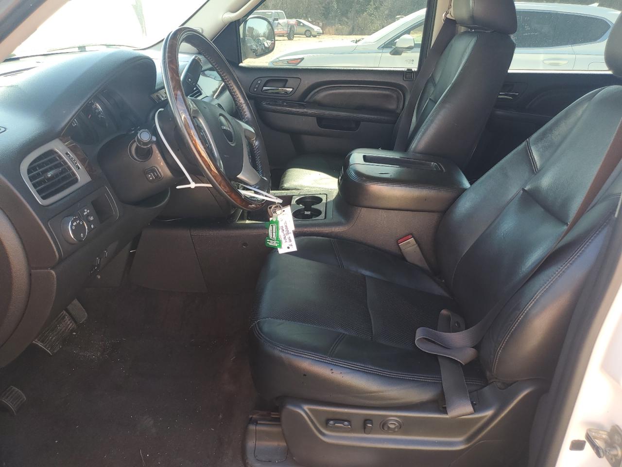 2011 GMC Yukon - Image 7