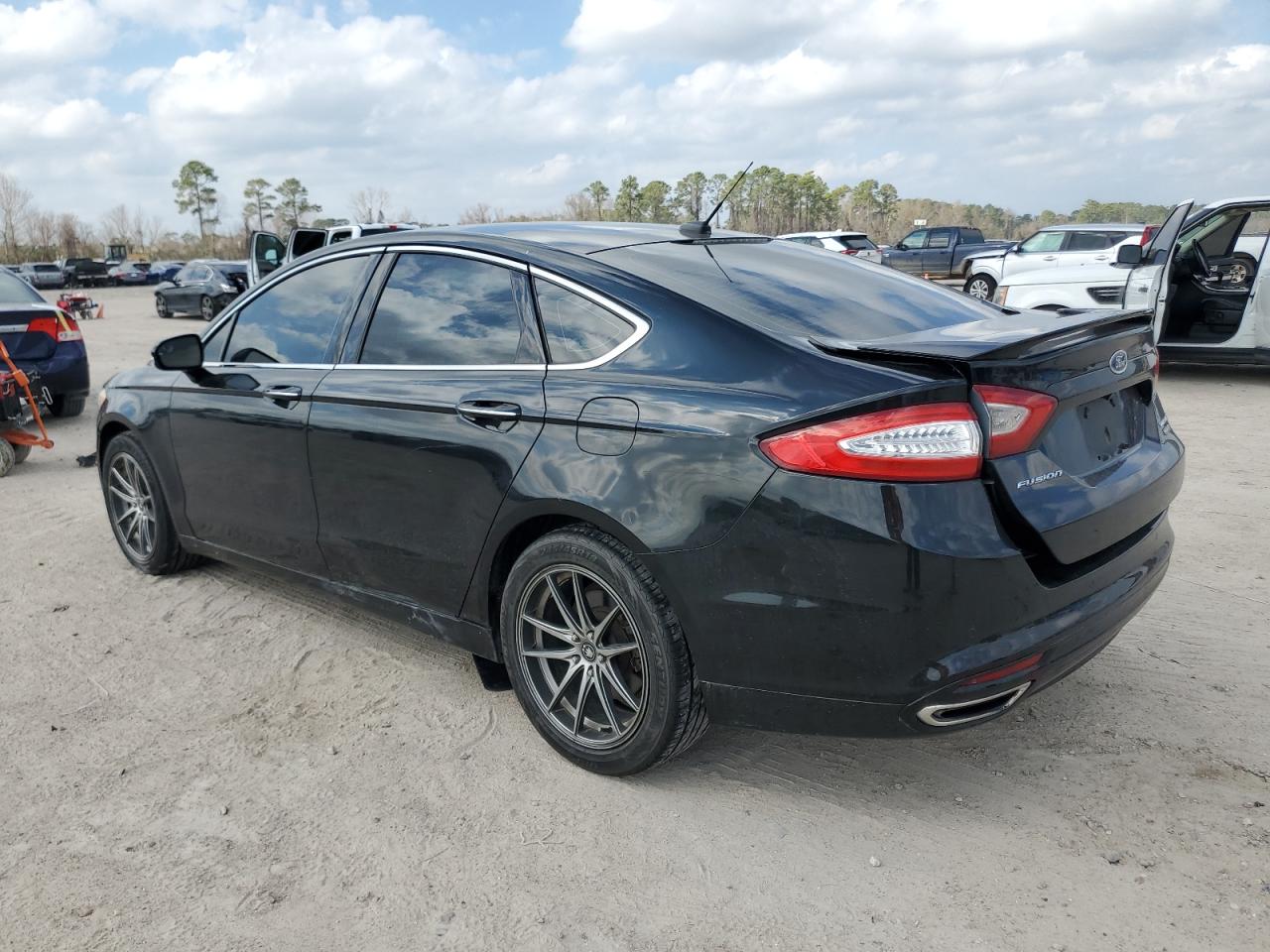 2014 Ford Fusion - Image 2