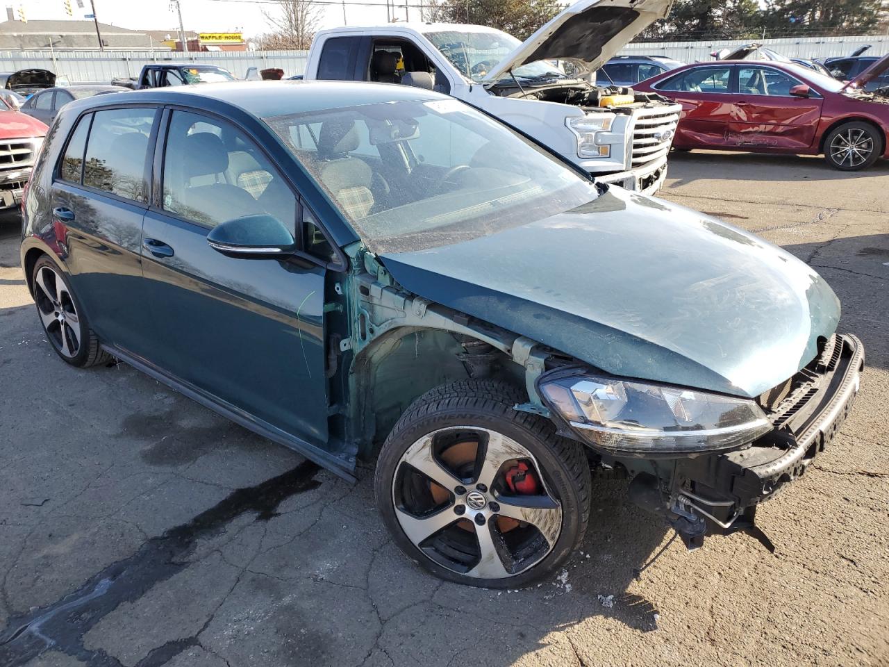 2018 Volkswagen GTI - Image 4
