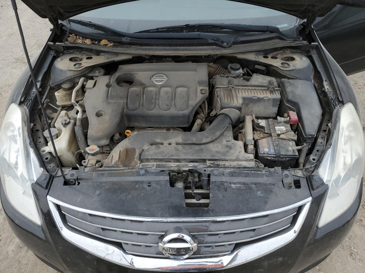 2010 Nissan Altima - Image 11