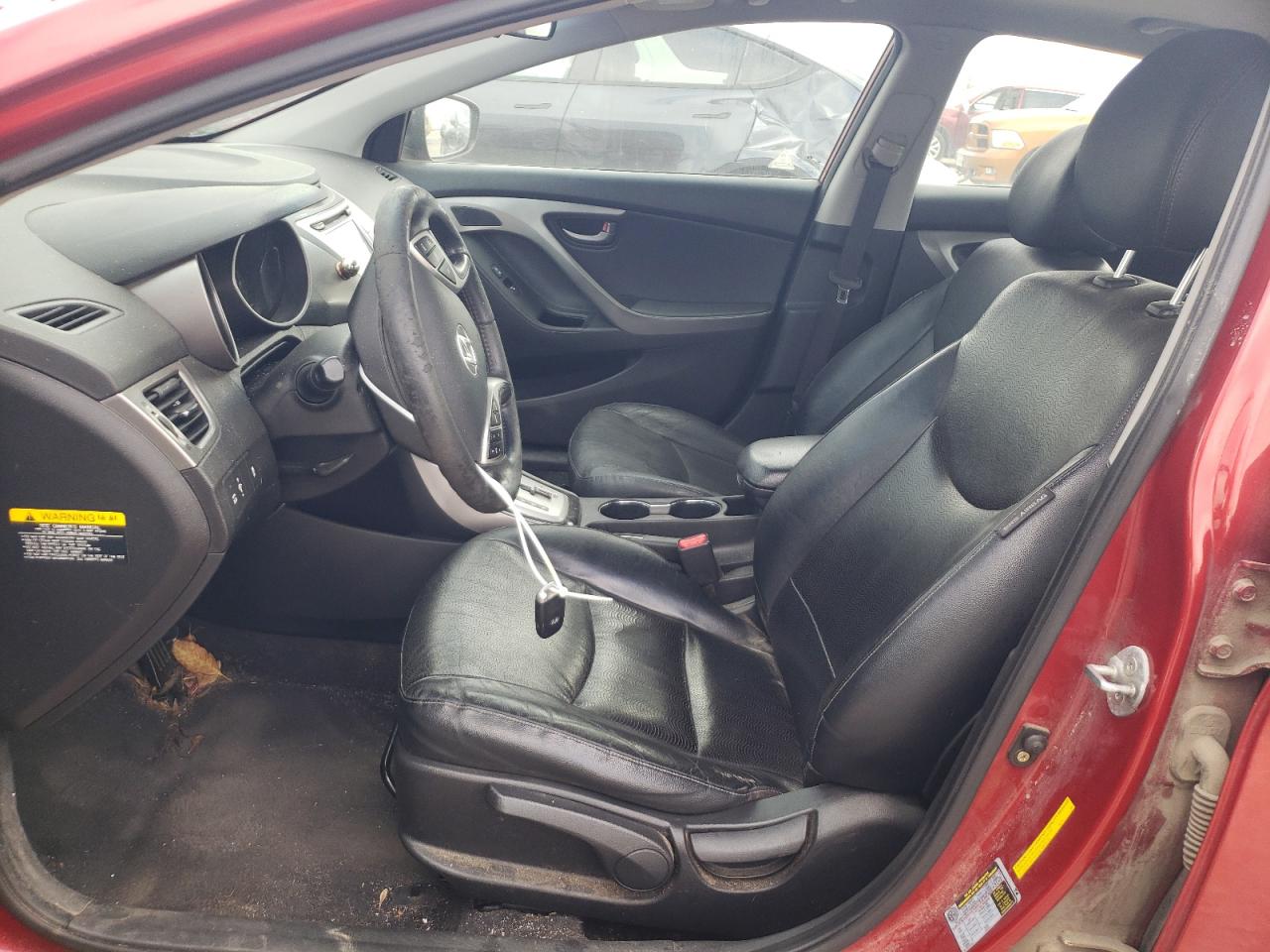 2012 Hyundai Elantra - Image 7