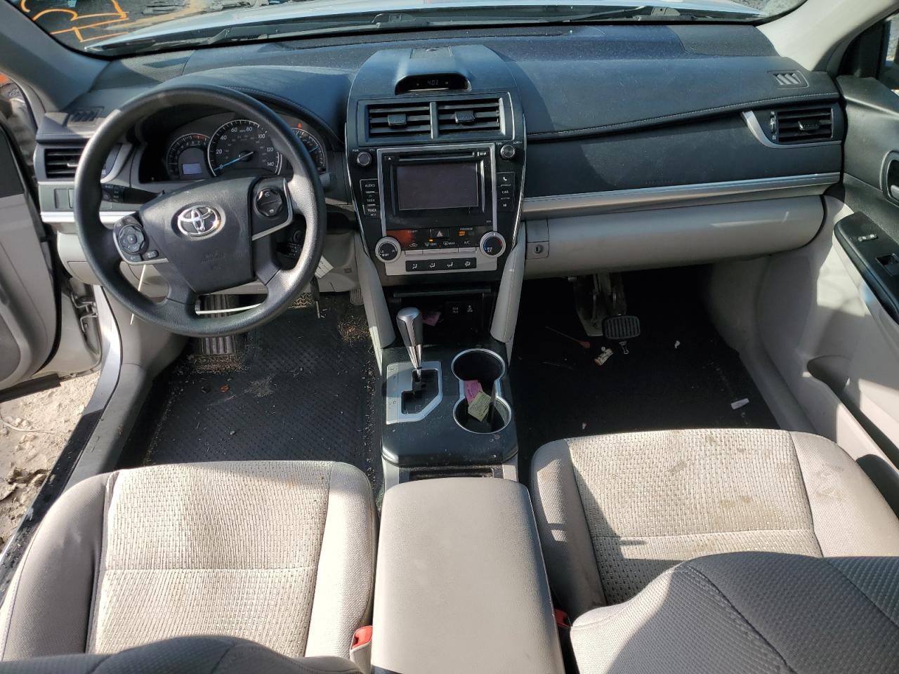 2013 Toyota Camry - Image 8