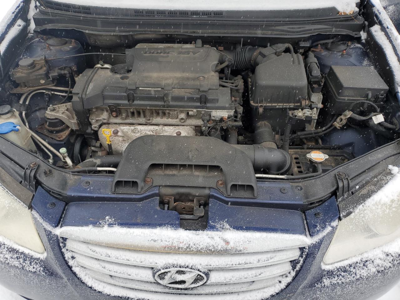 2010 Hyundai Elantra - Image 11