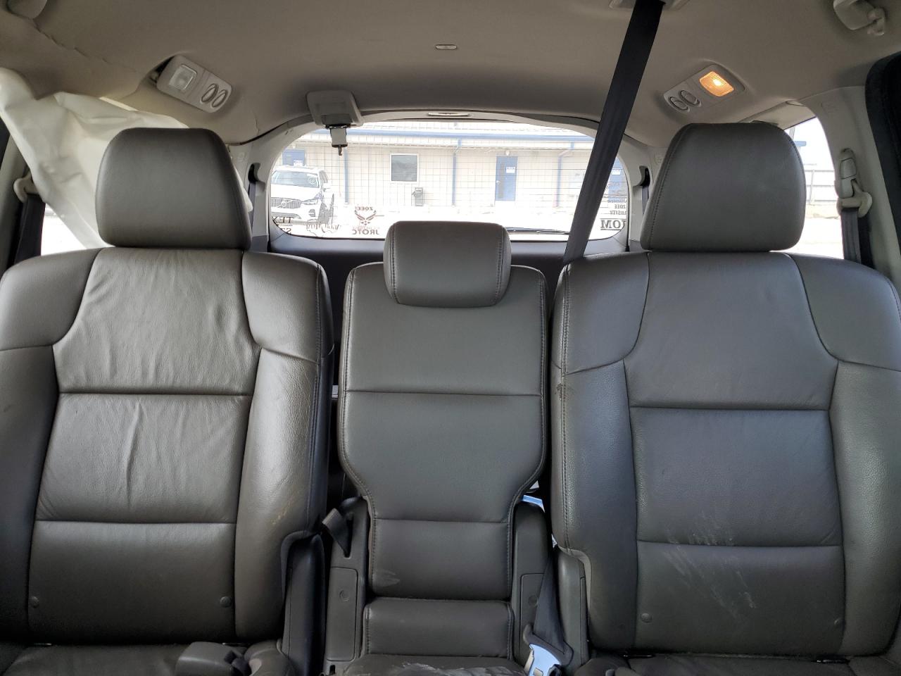 2012 Honda Odyssey - Image 10