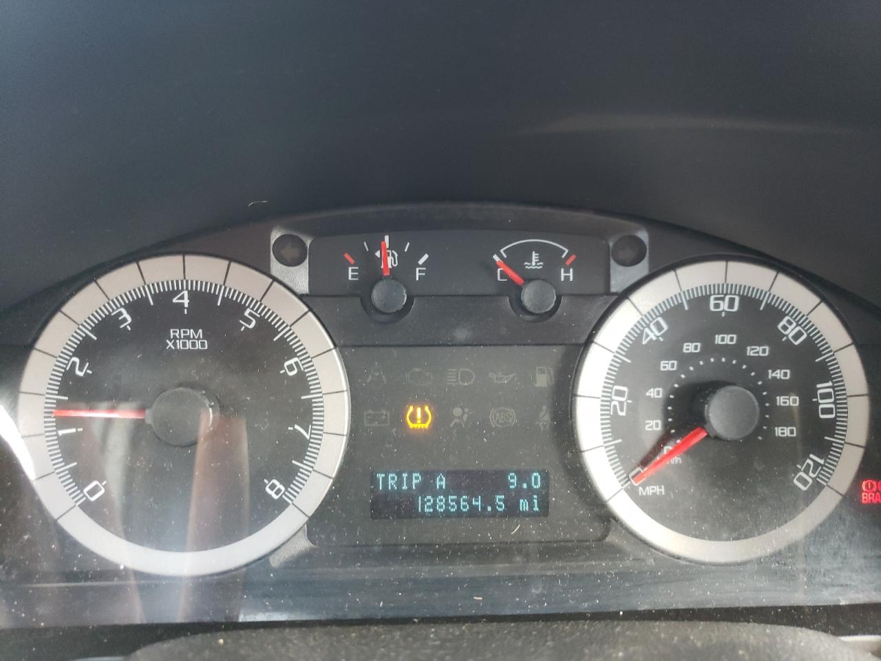 2008 Ford Escape - Image 9