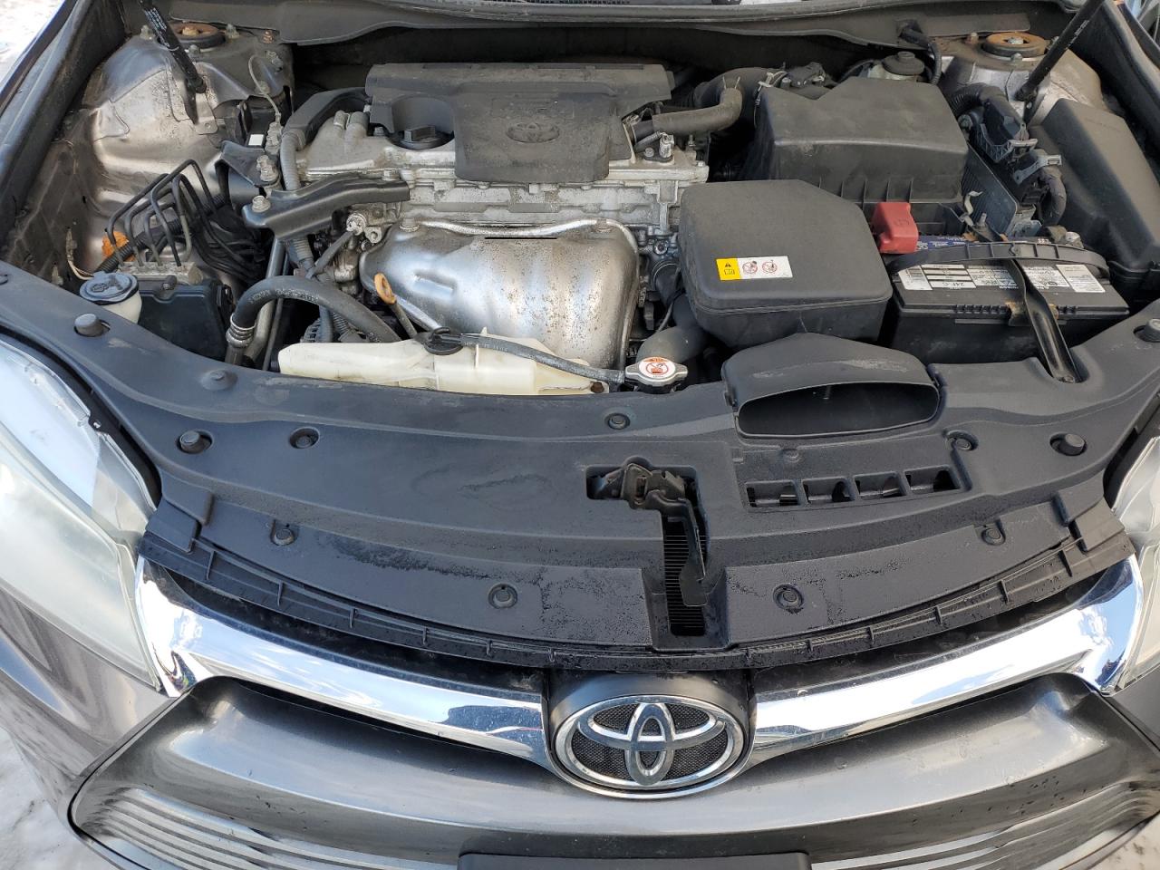 2017 Toyota Camry - Image 11