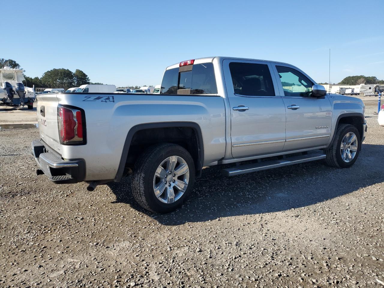 2018 GMC Sierra - Image 3