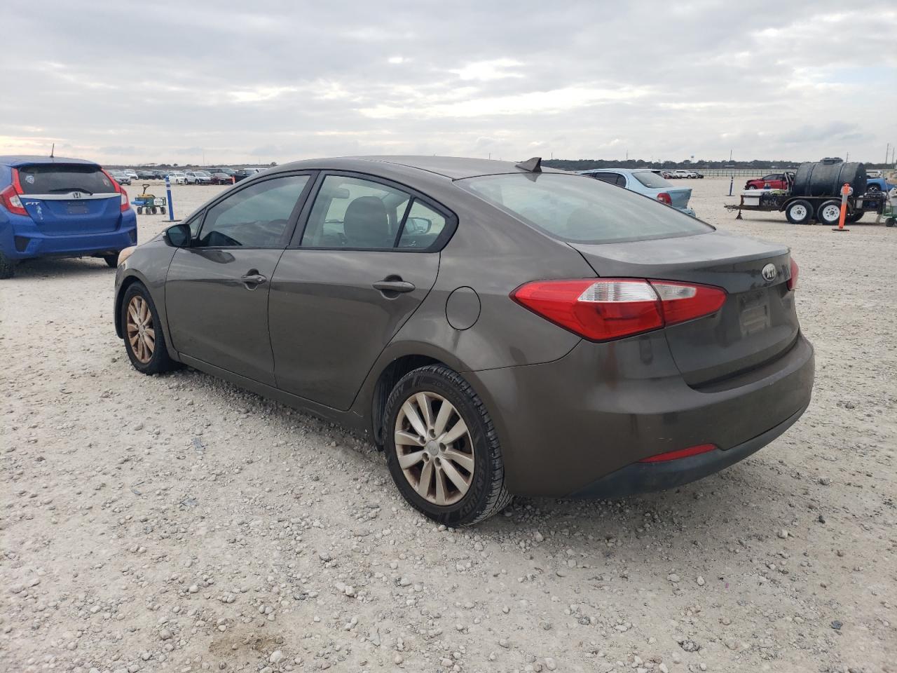 2014 Kia Forte - Image 2