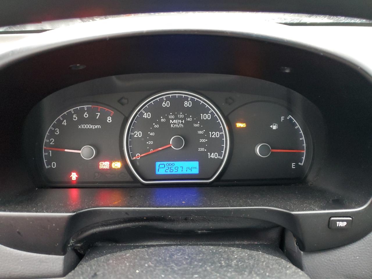 2009 Hyundai Elantra - Image 9
