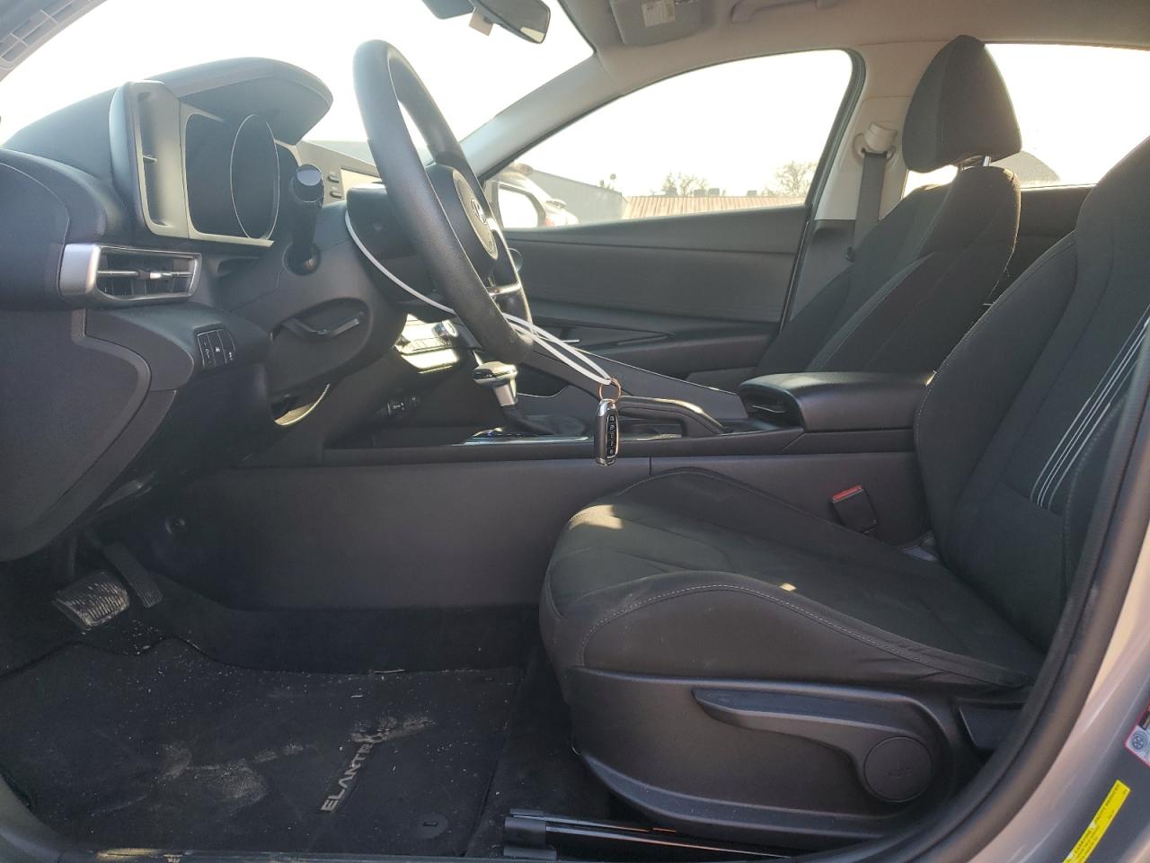 2021 Hyundai Elantra - Image 7