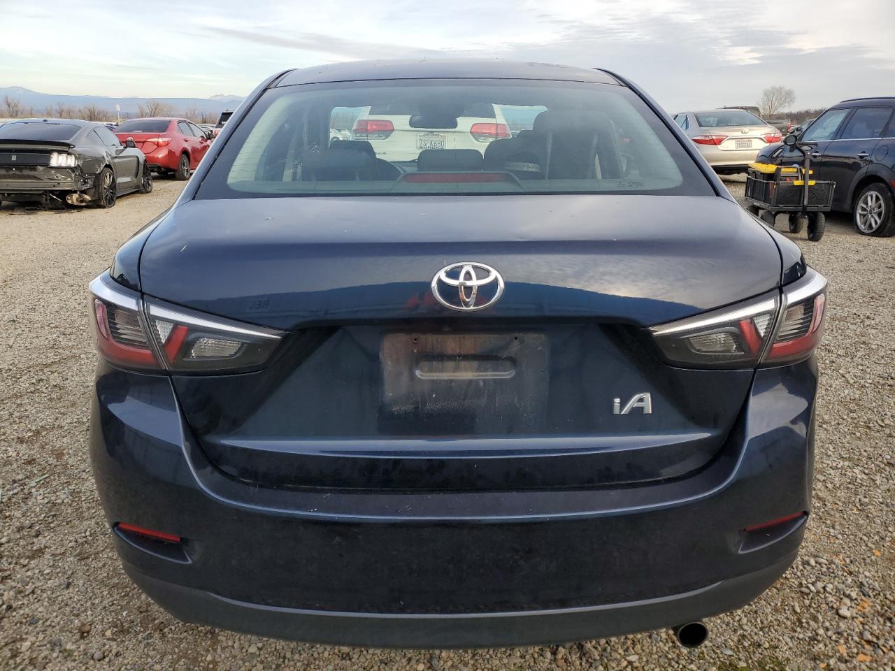 2017 Toyota Yaris - Image 6