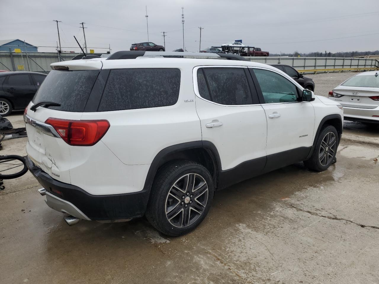 2017 GMC Acadia - Image 3