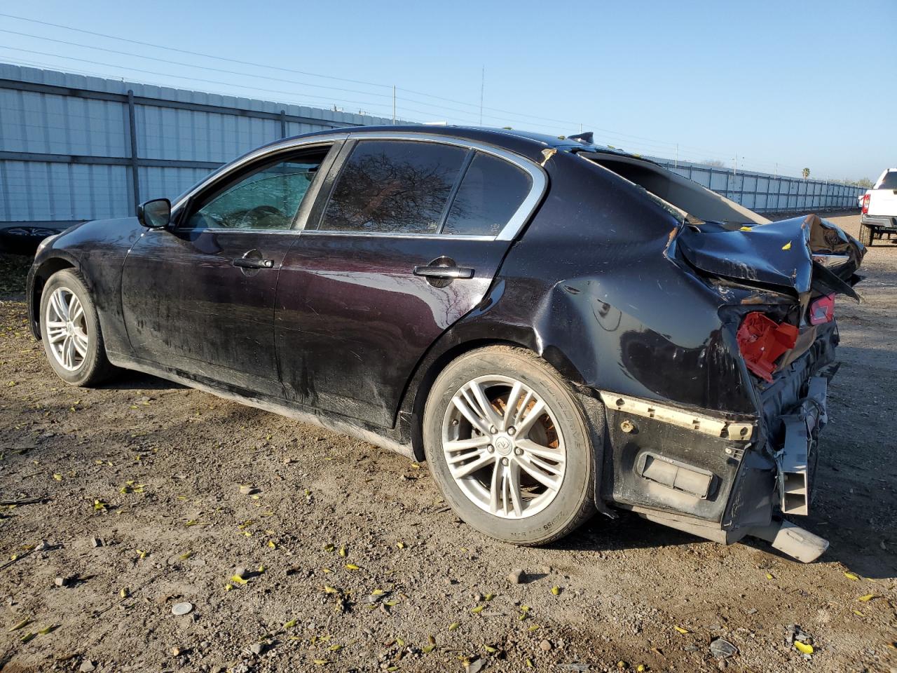 2012 Infiniti G - Image 2