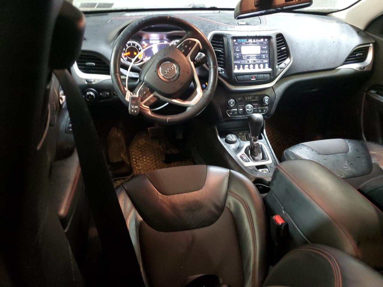 2015 Jeep Cherokee - Image 8