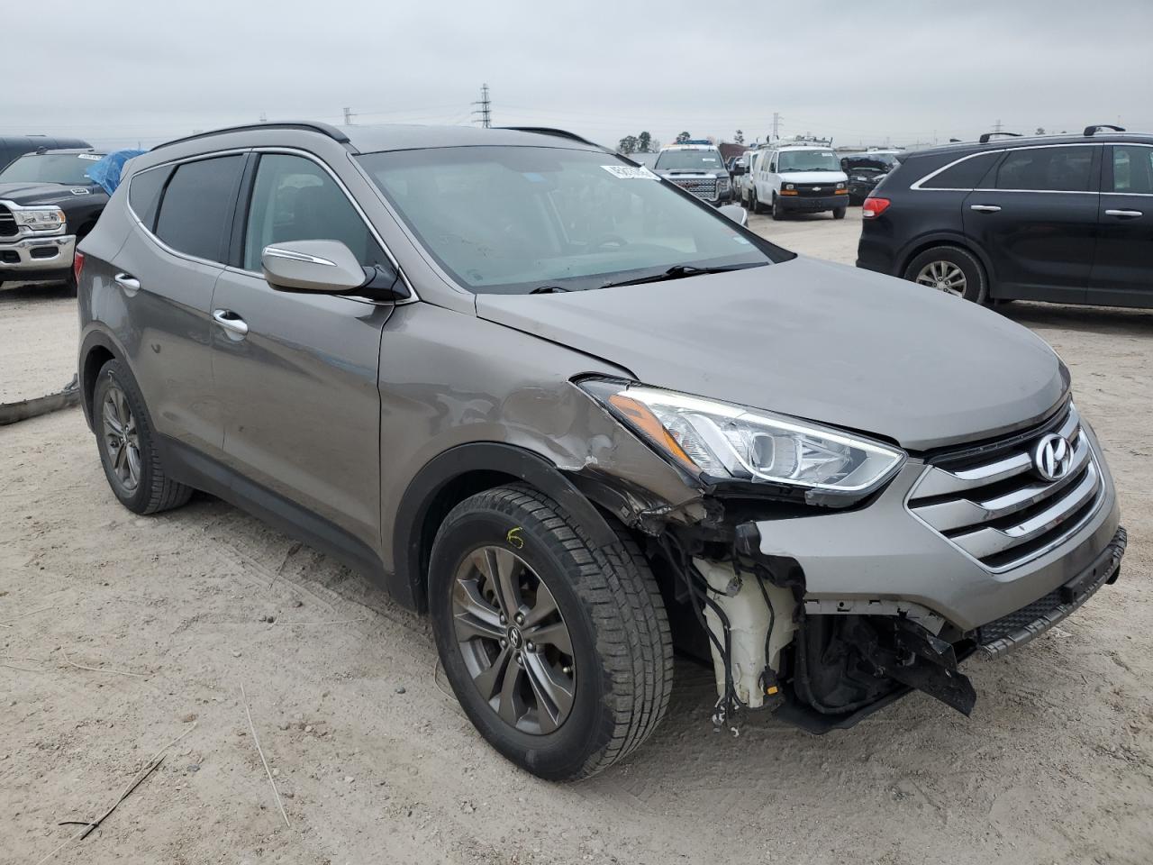 2013 Hyundai Santa Fe - Image 4