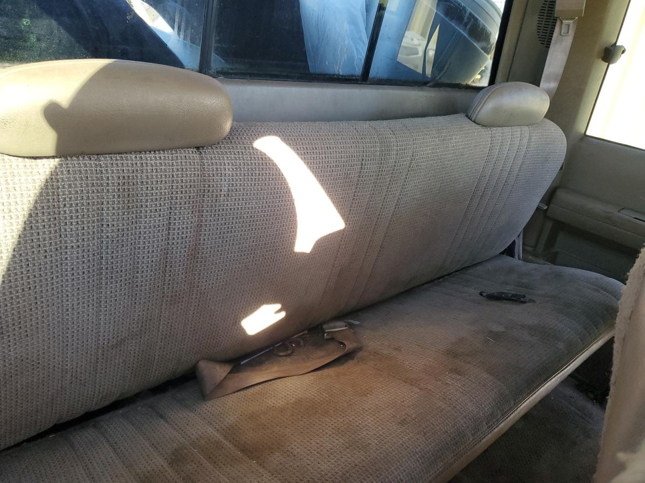 1998 Chevrolet GMT-400 - Image 10