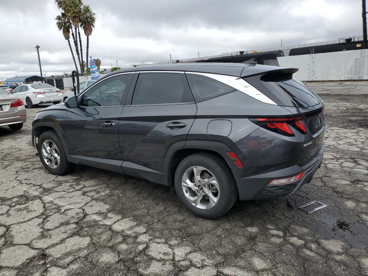 2022 Hyundai Tucson - Image 2