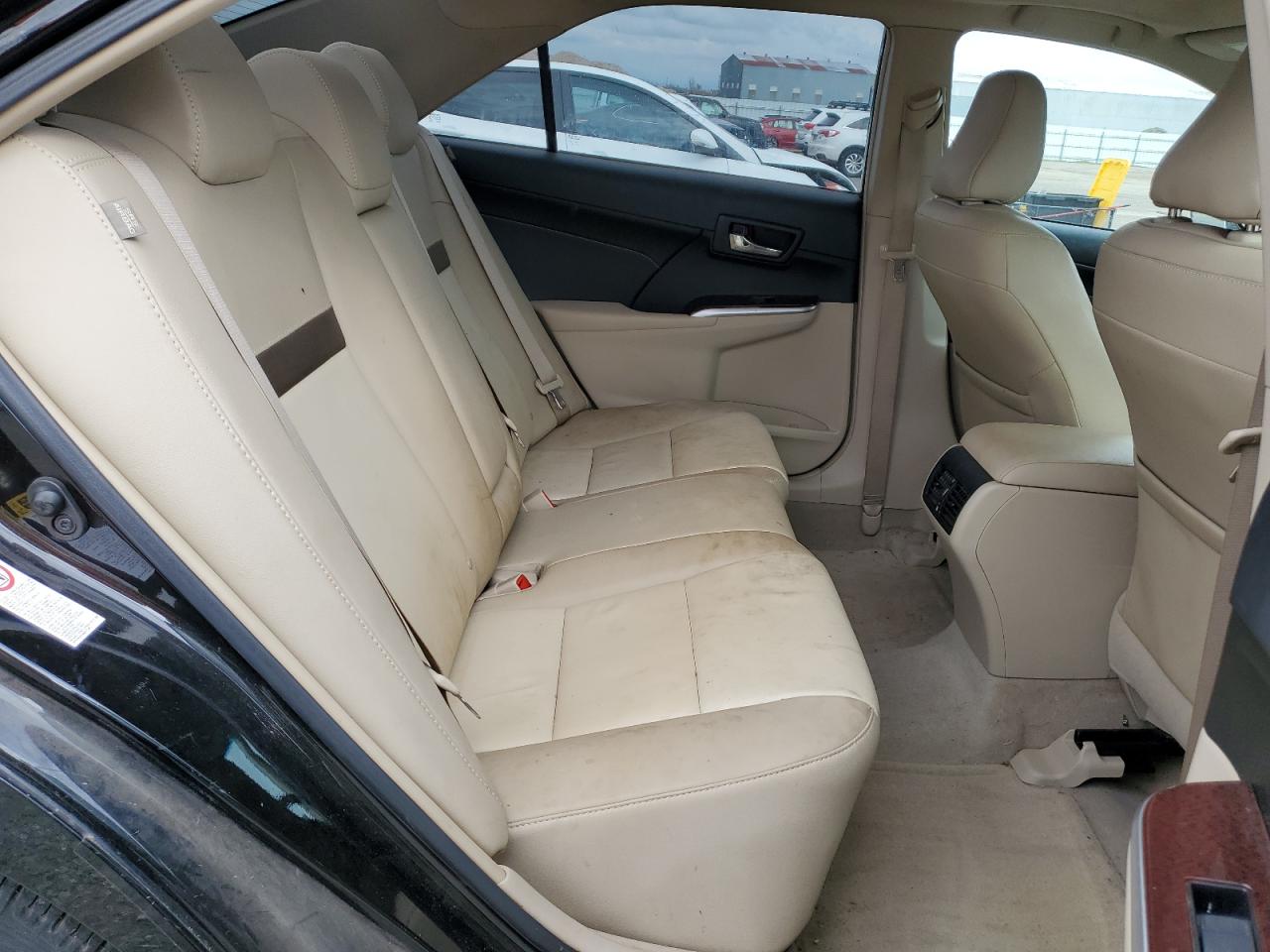 2014 Toyota Camry - Image 10