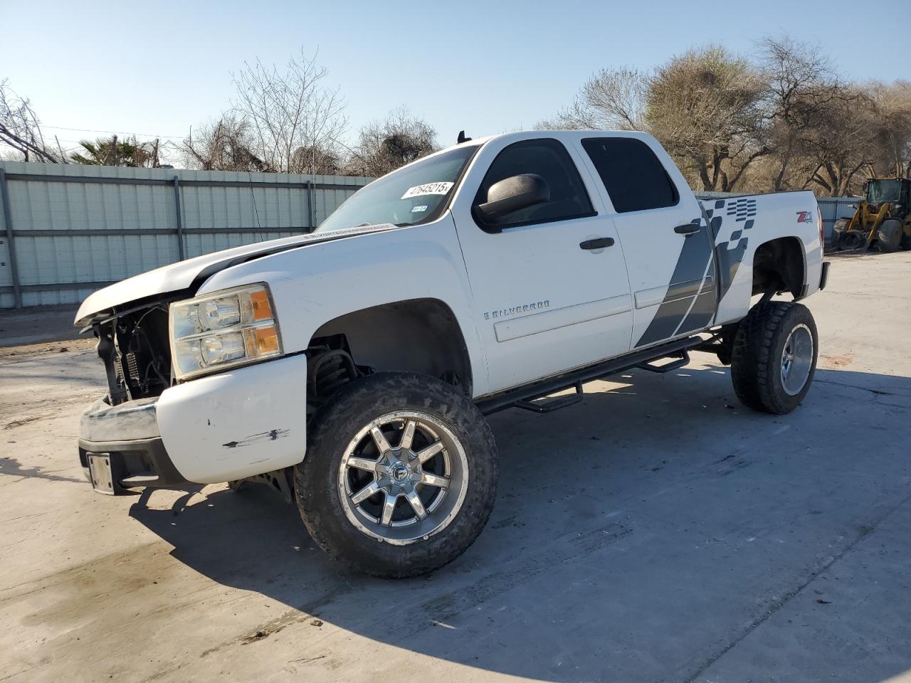 2008 Chevrolet Silverado - Image 1