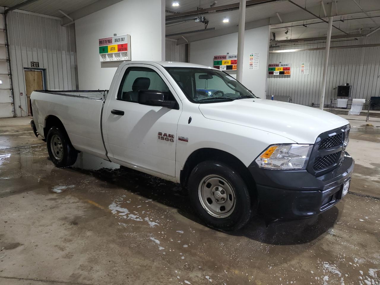 2014 RAM 1500 - Image 4