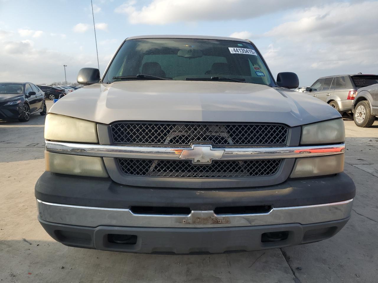 2005 Chevrolet Silverado - Image 5
