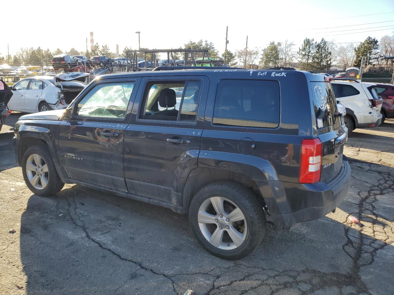 2016 Jeep Liberty (Patriot) - Image 2