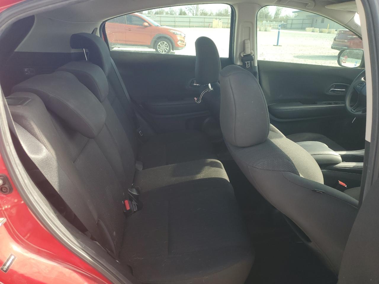 2017 Honda HR-V - Image 11