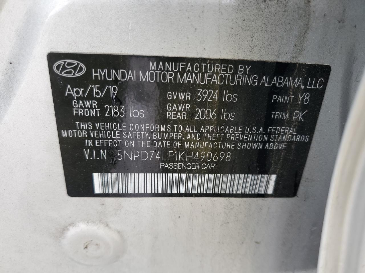 2019 Hyundai Elantra - Image 13
