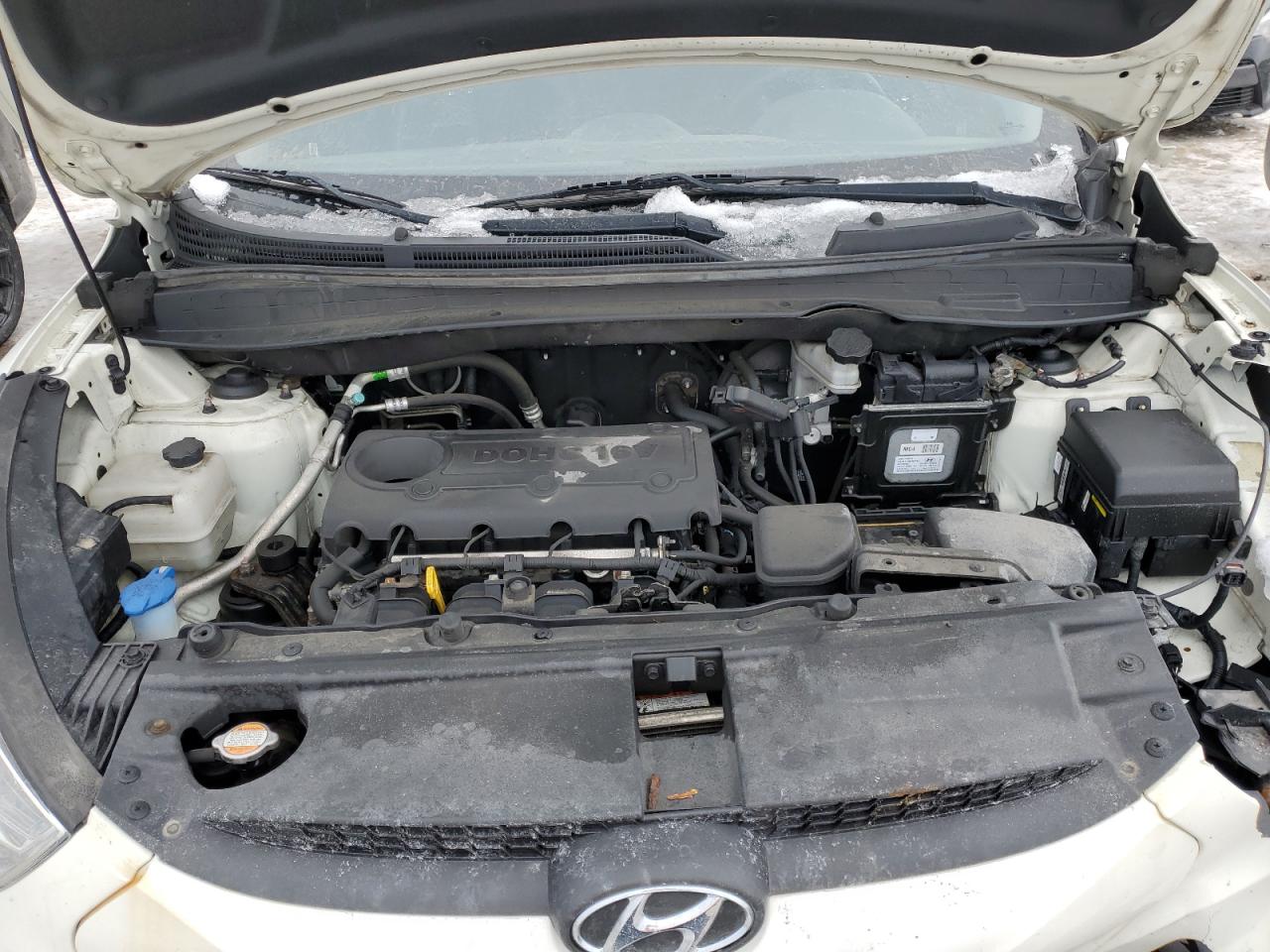 2012 Hyundai Tucson - Image 12