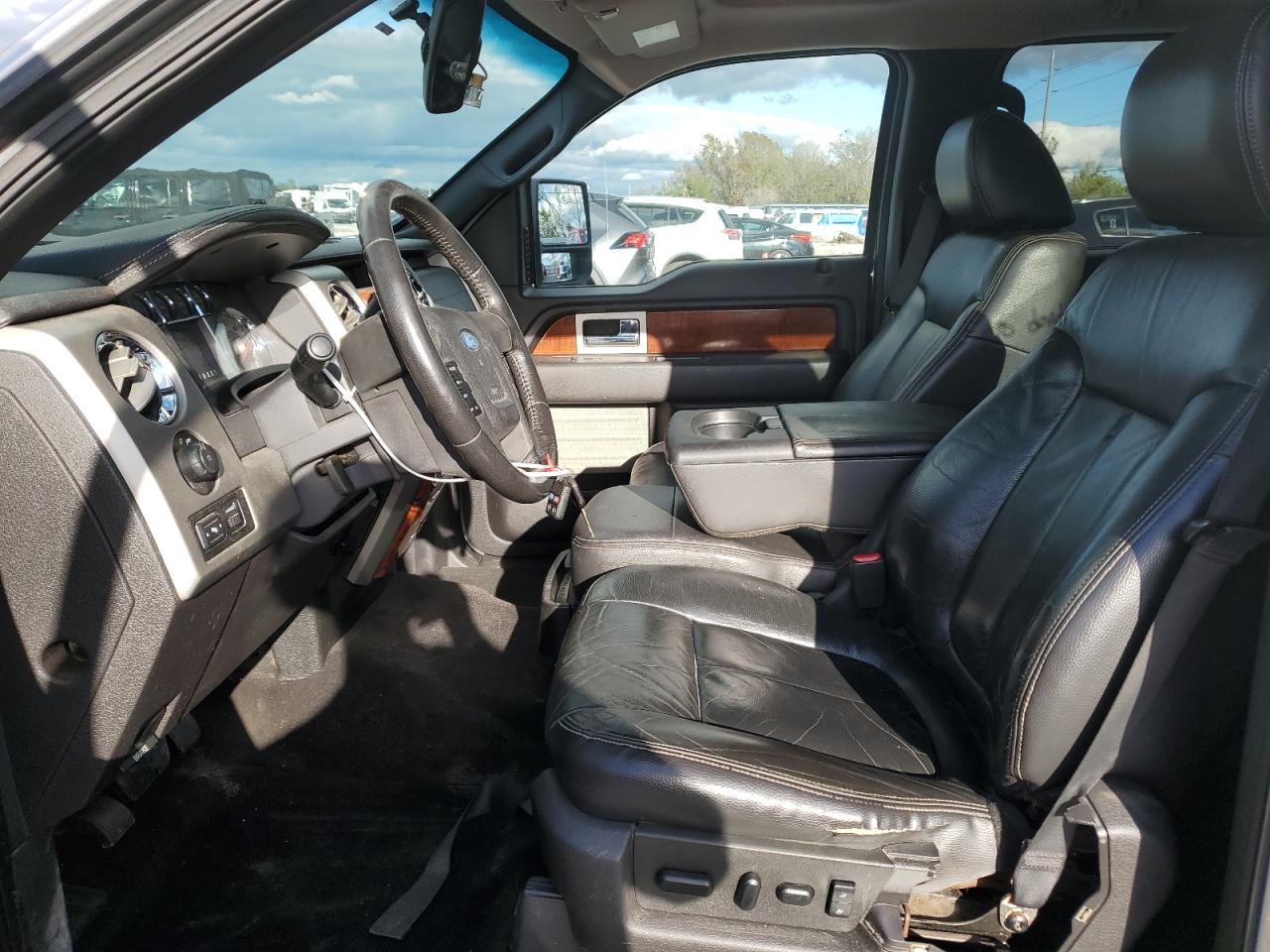 2010 Ford F-150 - Image 7