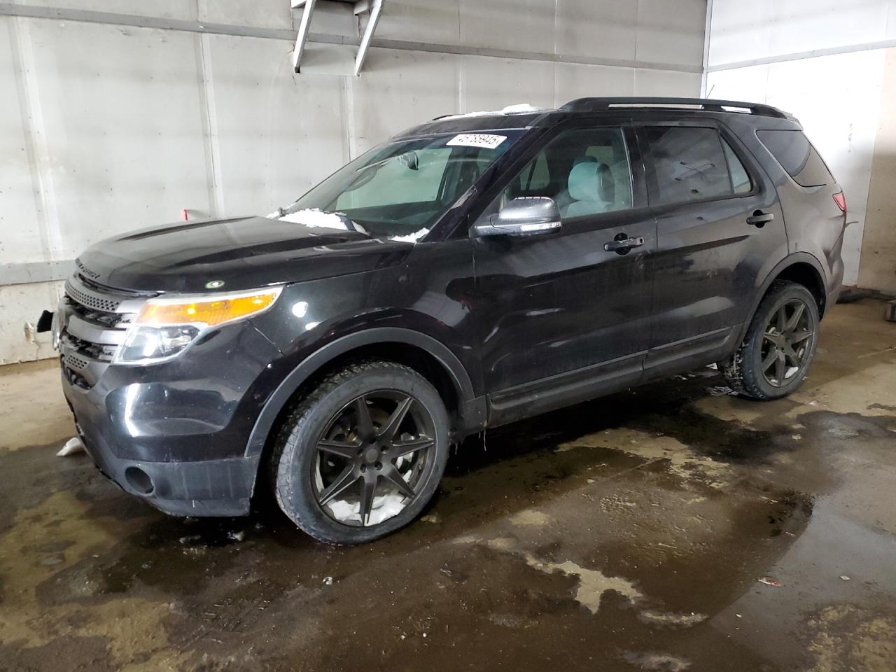 2015 Ford Explorer - Image 1