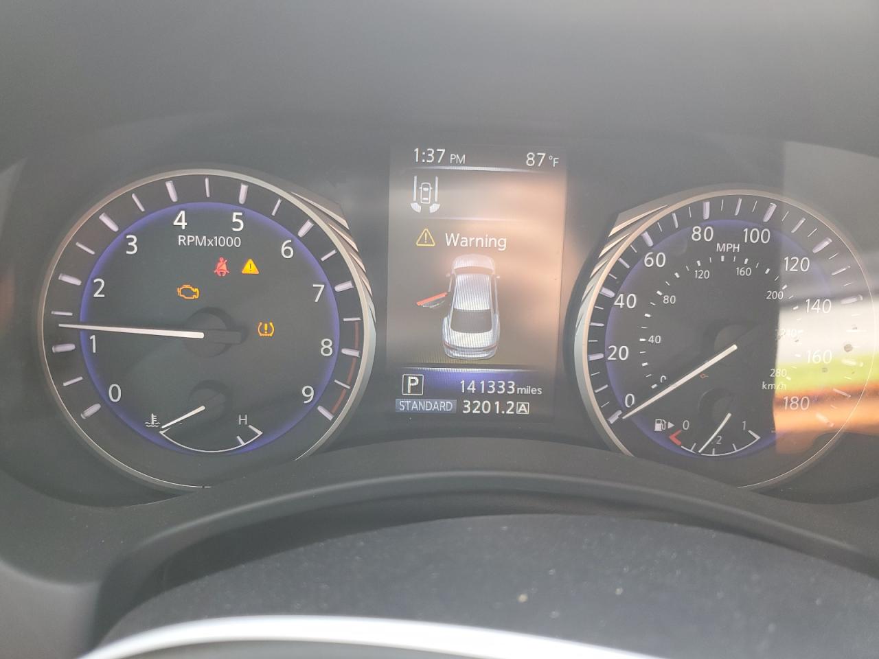 2014 Infiniti Q50 - Image 9