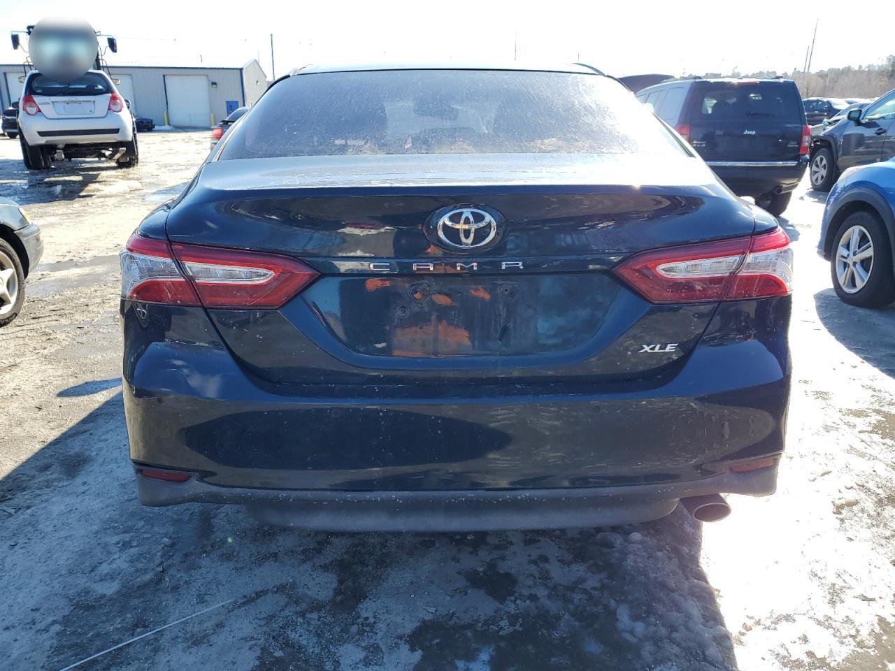 2018 Toyota Camry - Image 6