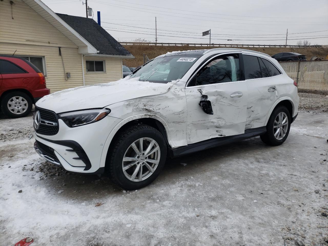 2024 Mercedes-Benz GLC - Image 1
