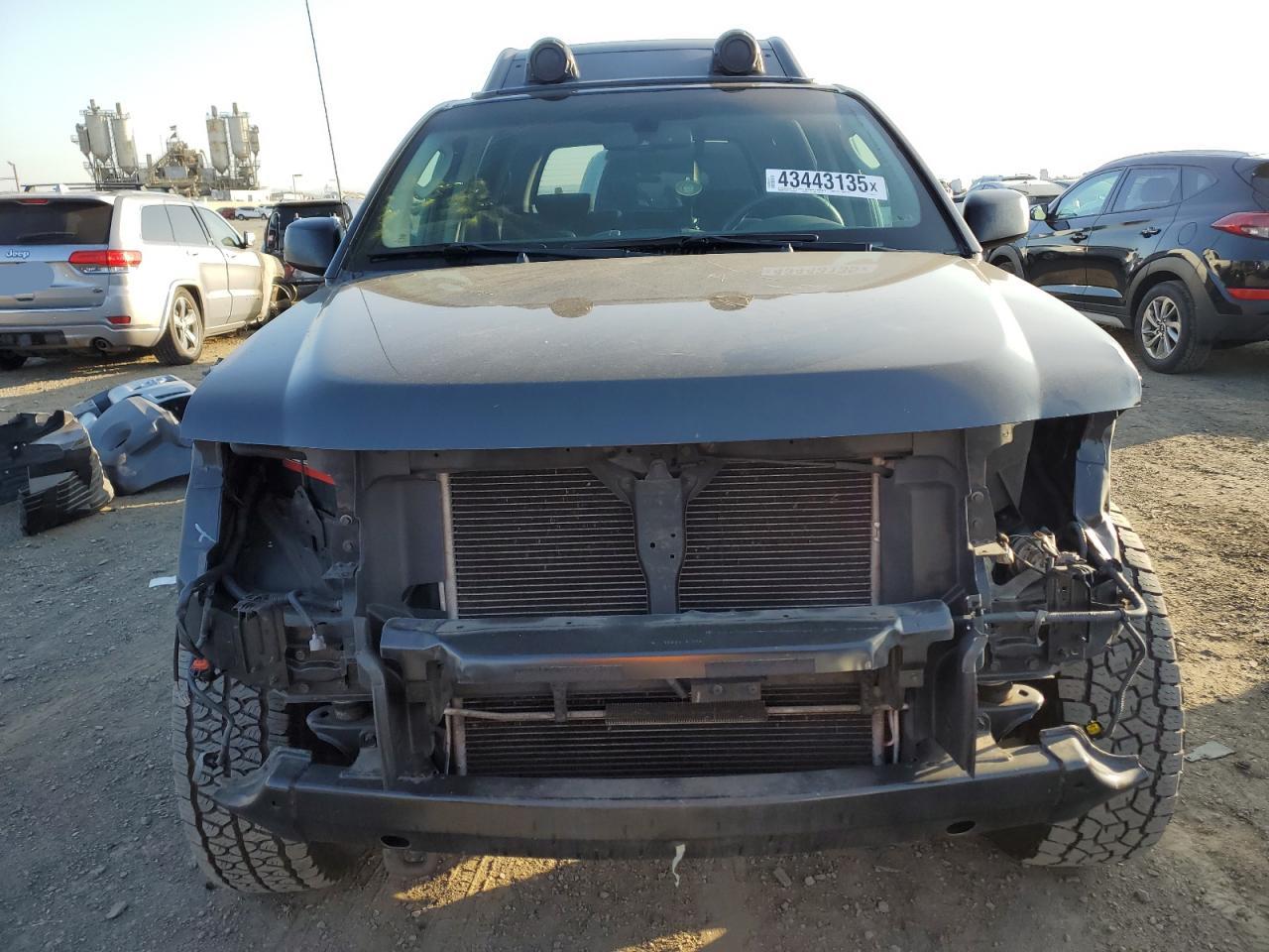 2010 Nissan XTerra - Image 5