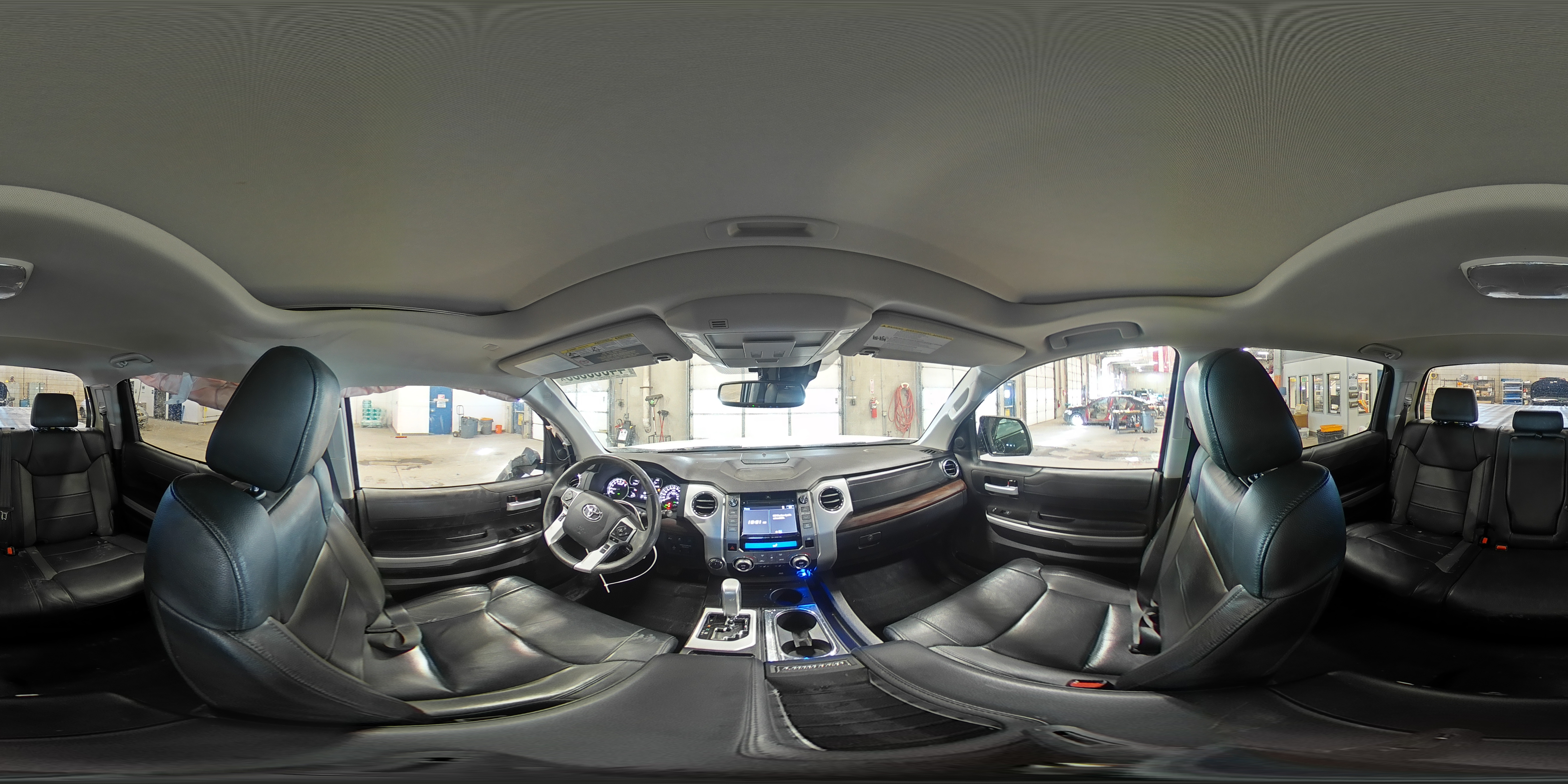 2019 Toyota Tundra - Image 13