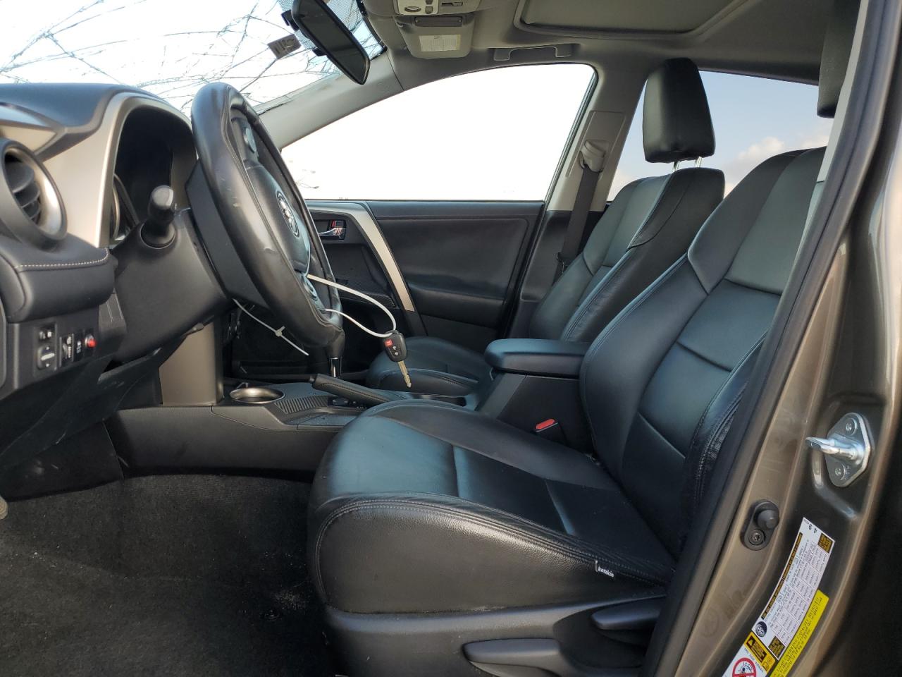 2015 Toyota RAV 4 - Image 7