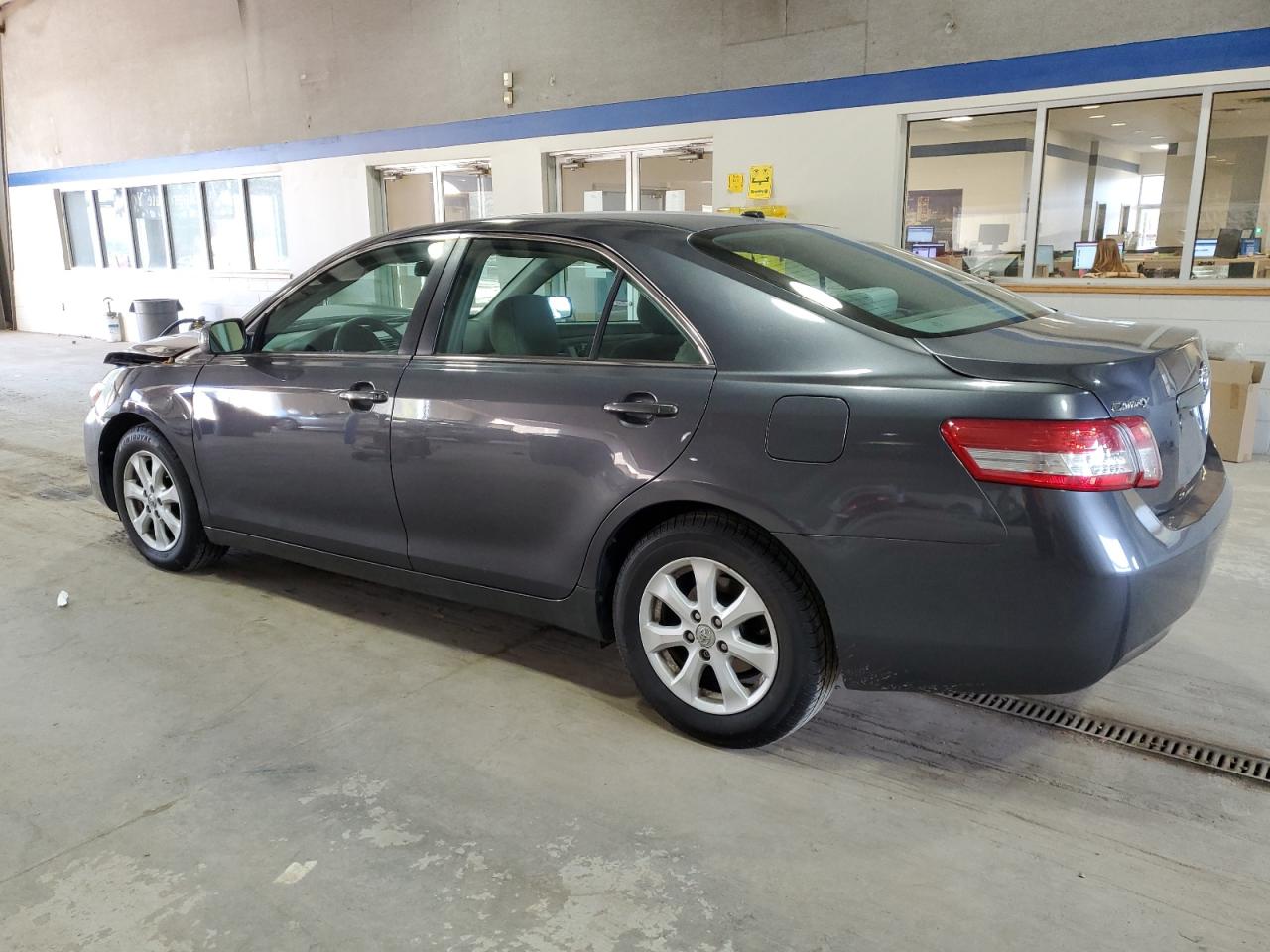 2011 Toyota Camry - Image 2