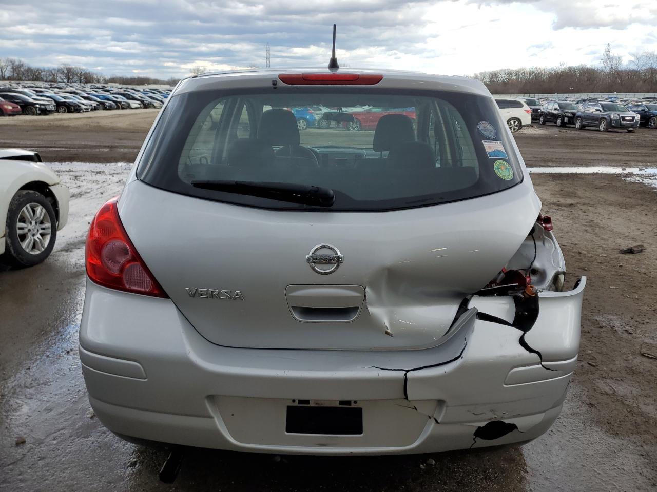 2010 Nissan Versa - Image 6