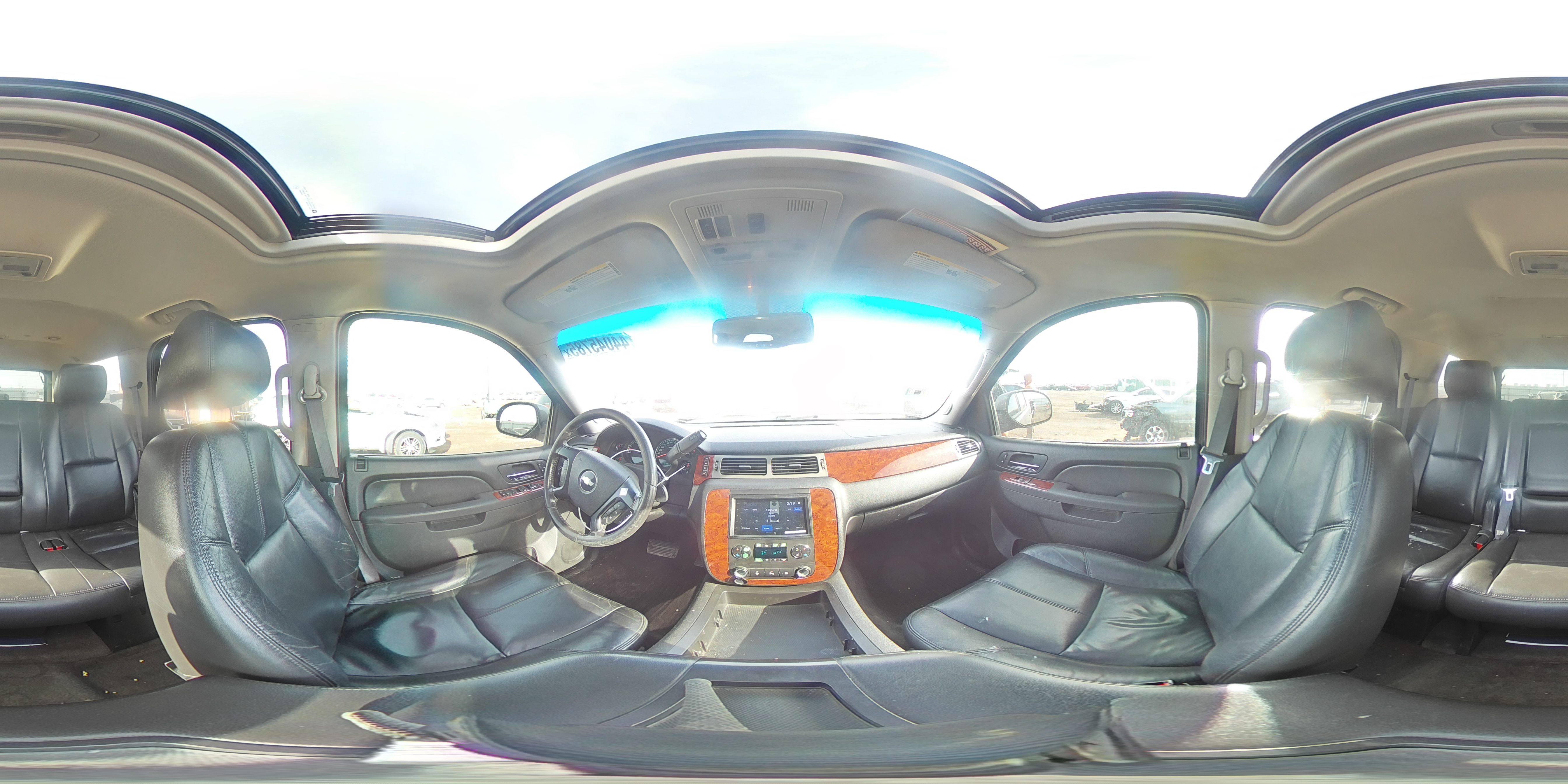 2011 Chevrolet Tahoe - Image 14