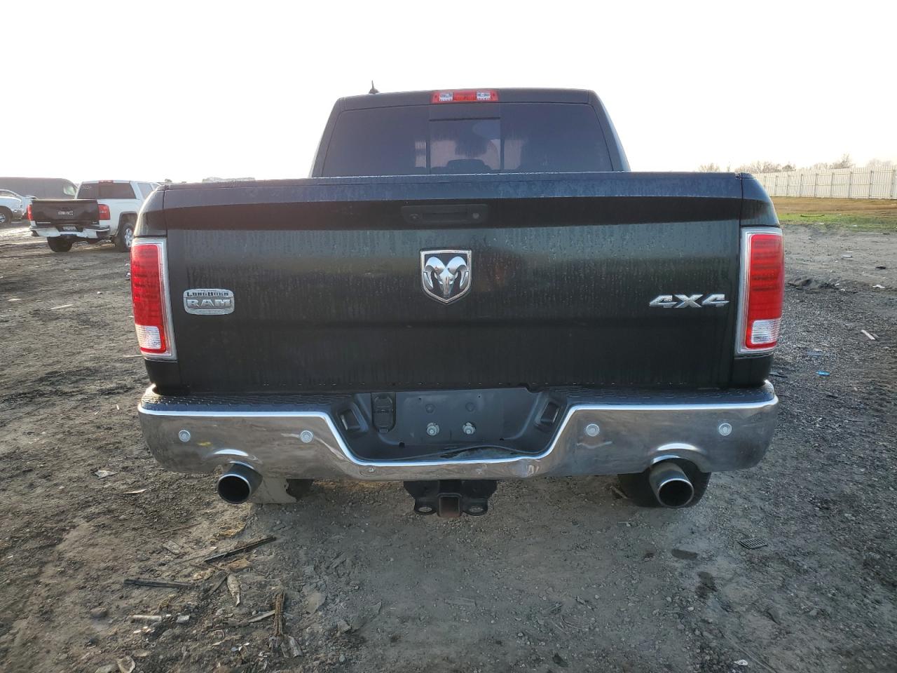 2016 RAM 1500 - Image 6